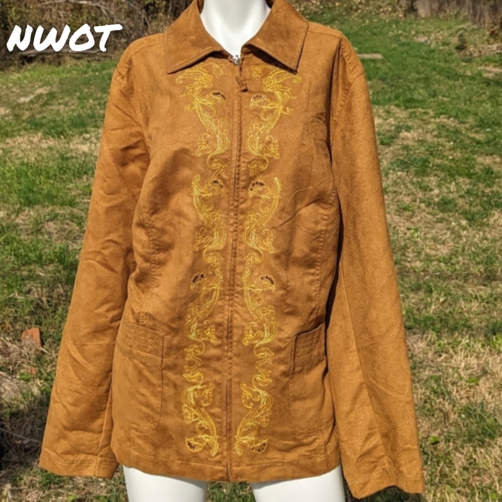 NWOT Essentials Camel and Gold Sequin jacket(22/24)
